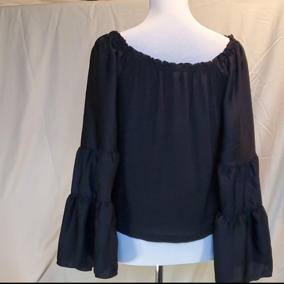 NWT Anthropologie romantic Bell sleeve blouse - Picture 2 of 5